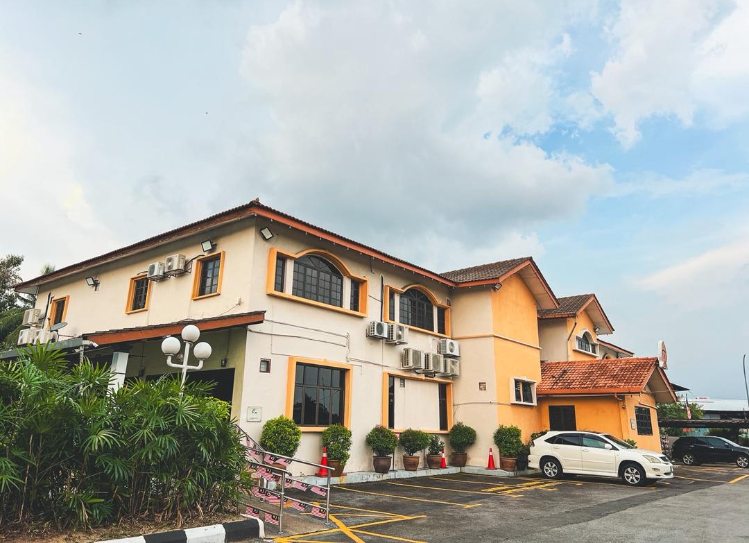 WhatsApp Image 2025-10-15 at 5.46.16 PM WhatsApp Image 2025-10-15 at 5.46.16 PM